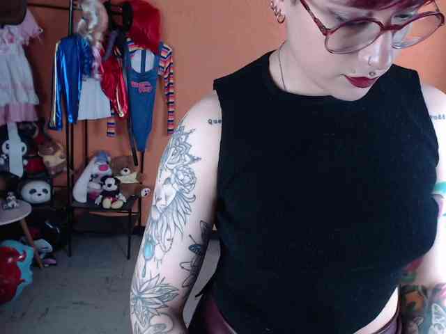 MissMia webcam