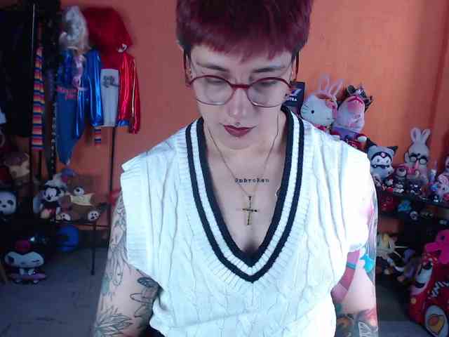MissMia webcam