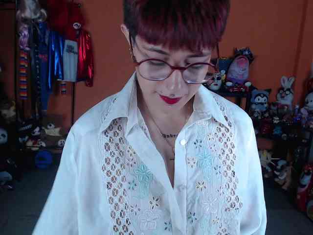 MissMia webcam