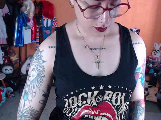 MissMia webcam