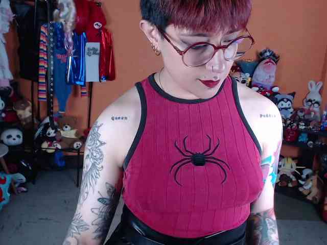 MiaJhons Live Webcam on BongaCams