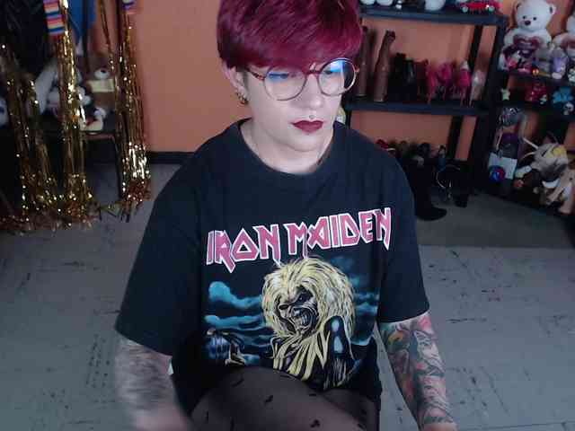 MissMia webcam