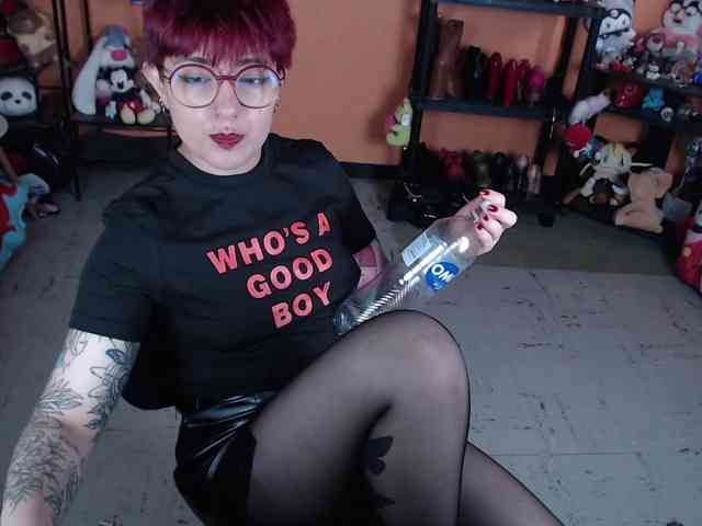 MissMia webcam