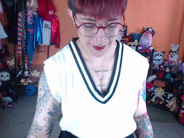 MissMia webcam