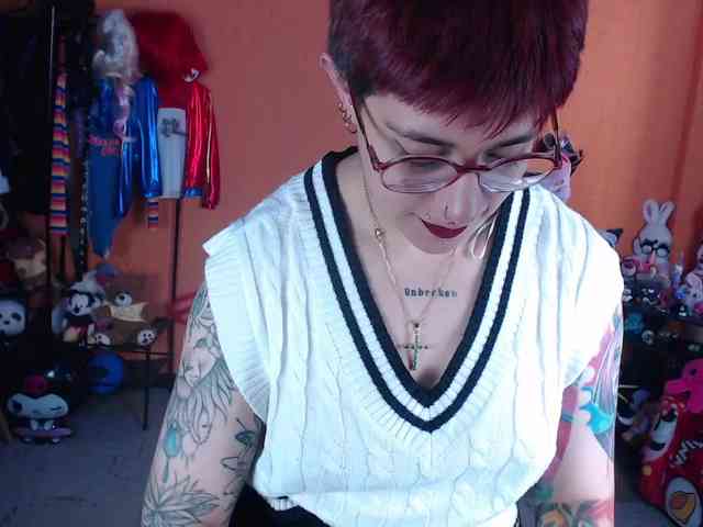 MissMia webcam