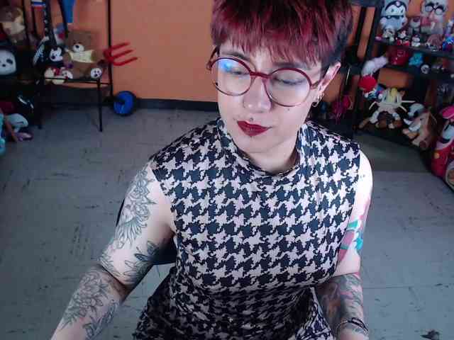 MissMia webcam