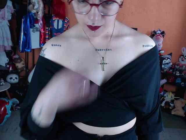 MissMia webcam