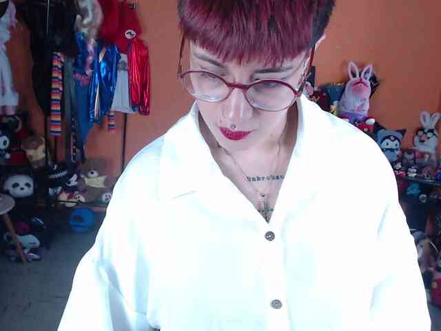 MissMia webcam