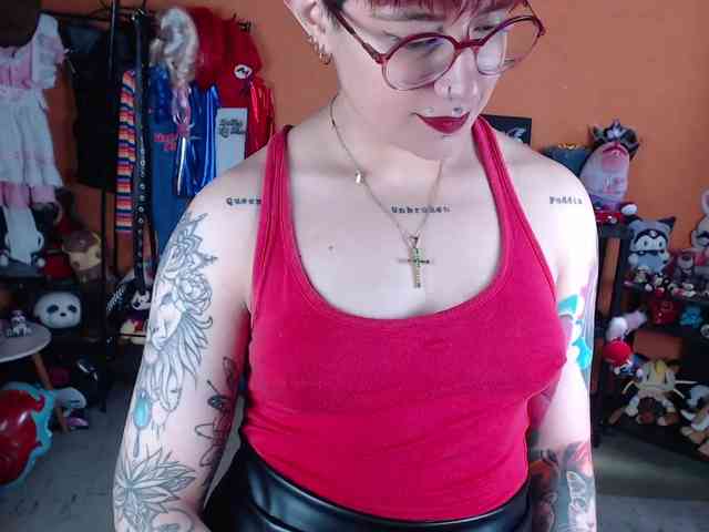 MiaJhons Live Webcam on BongaCams