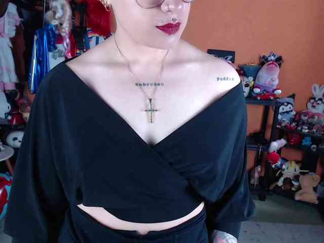 MissMia webcam