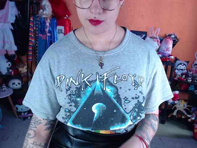 MissMia webcam