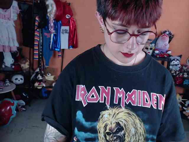 MissMia webcam