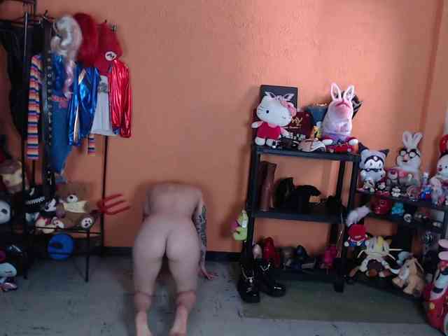 MissMia webcam