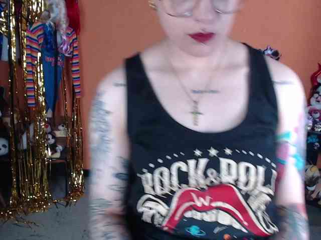 MissMia webcam