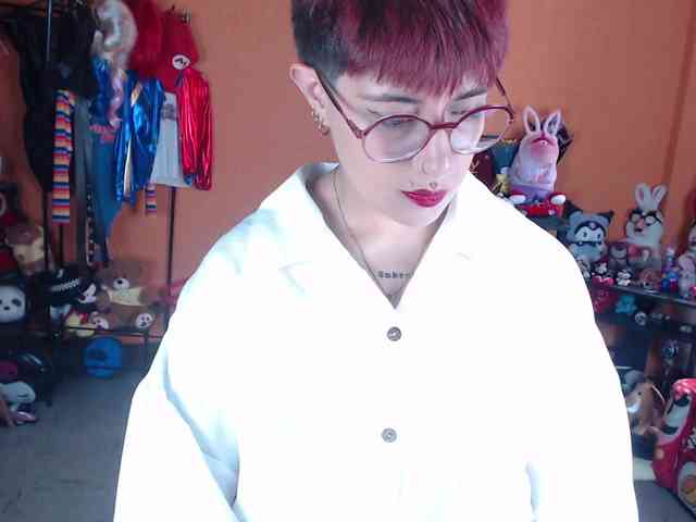 MissMia webcam