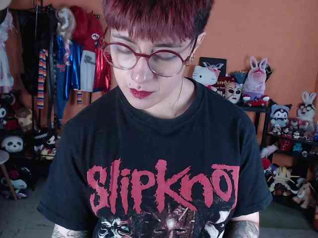 MissMia webcam