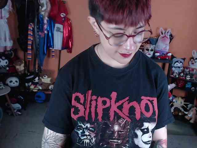 MissMia webcam