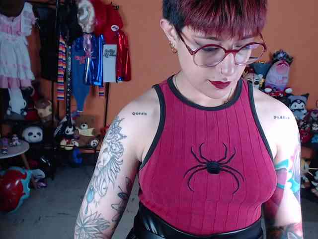 MissMia webcam