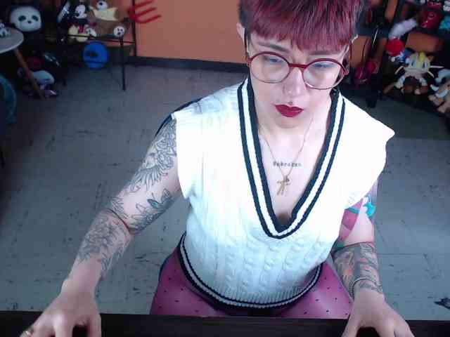 MissMia webcam