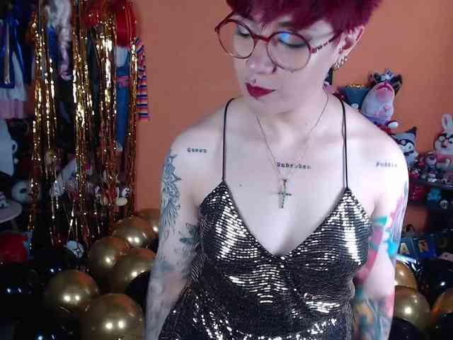 MissMia webcam