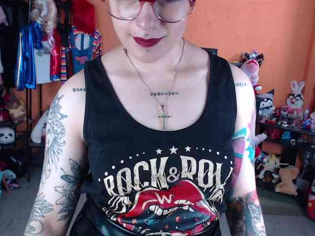 MissMia webcam