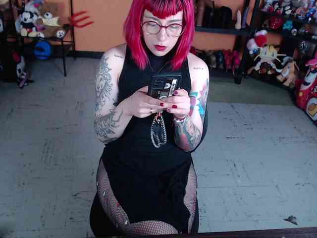 MiaJhons Live Webcam on BongaCams