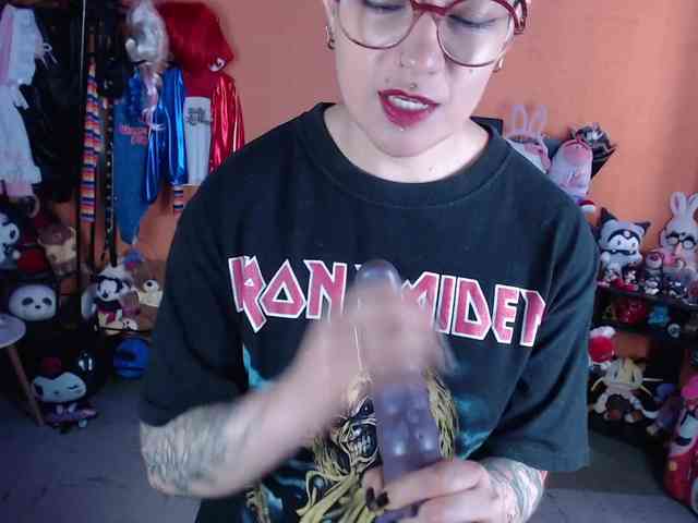 MissMia webcam