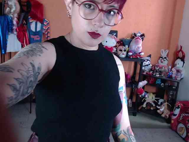 MissMia webcam