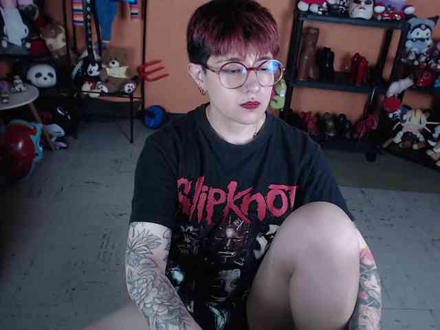 MissMia webcam