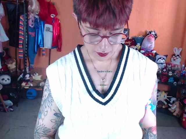 MissMia webcam