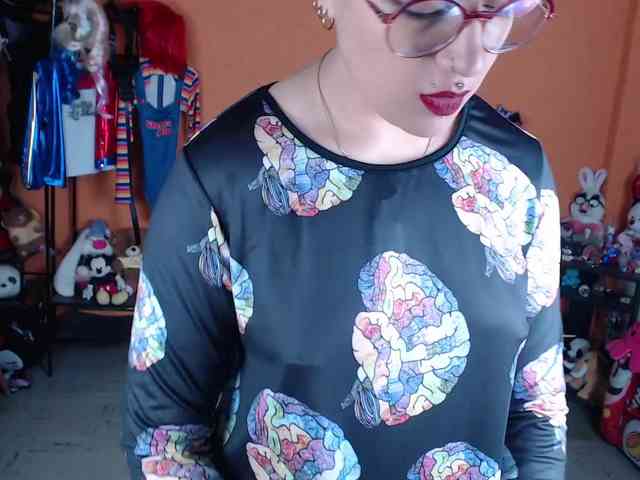 MissMia webcam