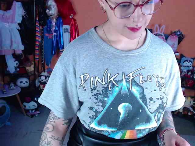 MissMia webcam