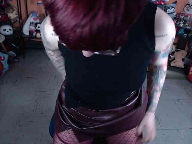 MissMia webcam