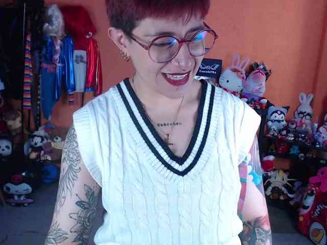 MiaJhons MiaJhons
