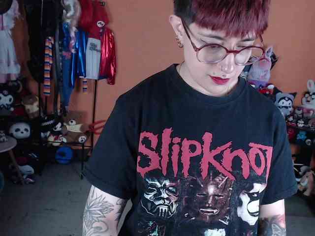 MissMia webcam