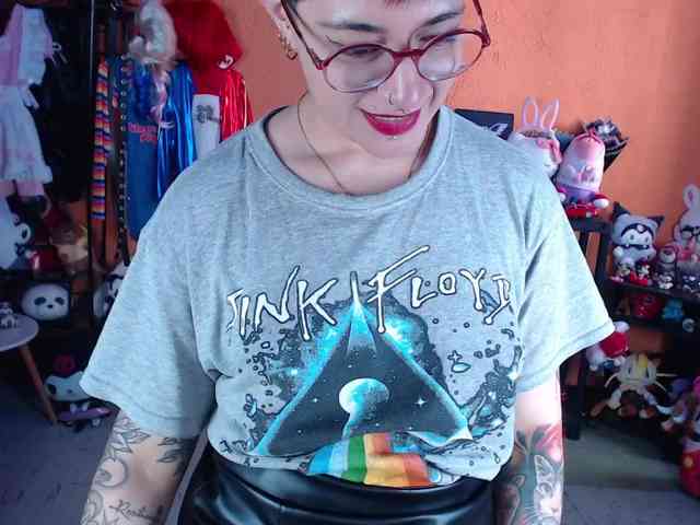 MissMia webcam