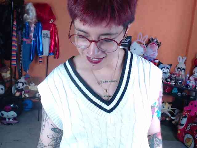 MissMia webcam