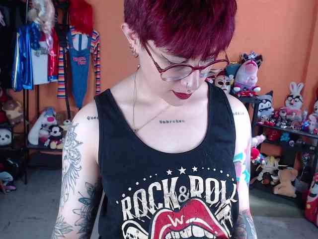 MissMia webcam