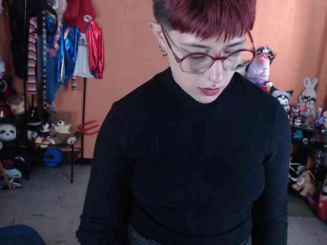 MissMia webcam