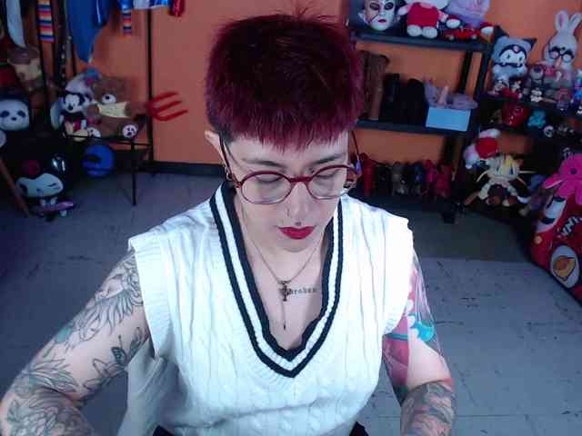MissMia webcam