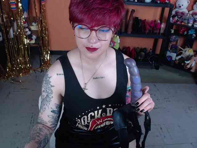 MissMia webcam