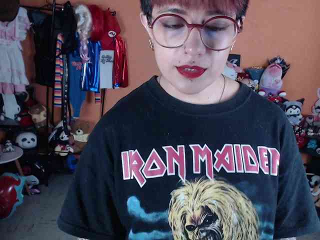 MissMia webcam
