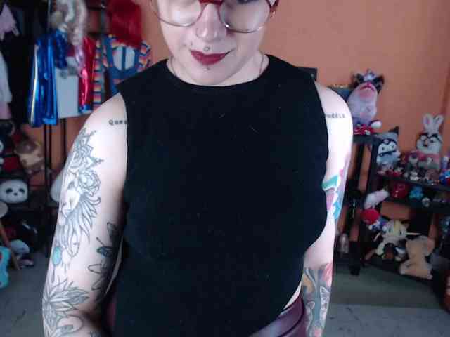 MissMia webcam