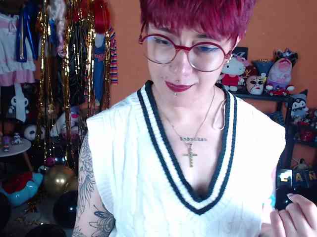 MissMia webcam