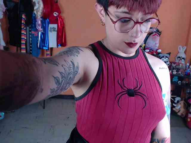 MiaJhons Live Webcam on BongaCams