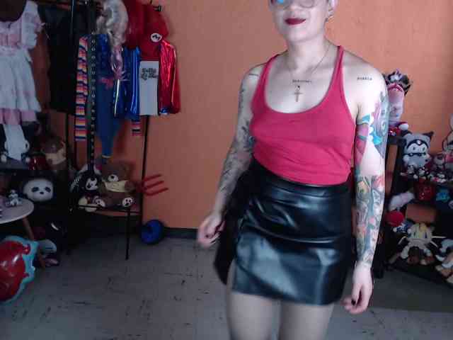 MiaJhons Live Webcam on BongaCams