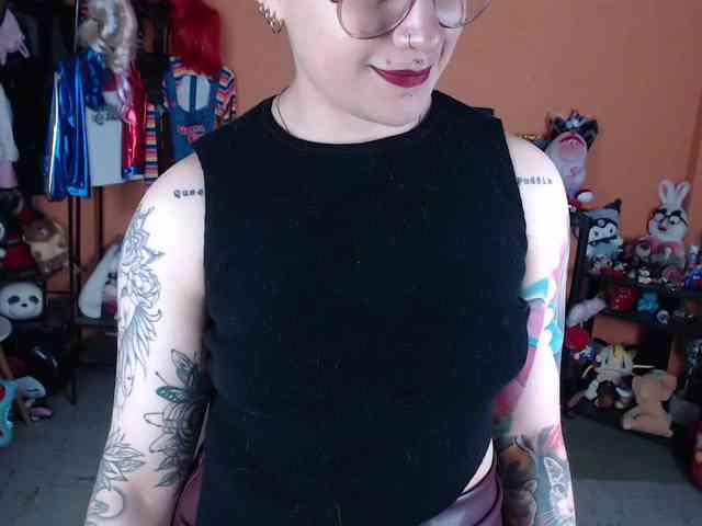 MissMia webcam