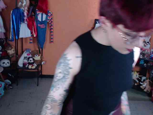 MissMia webcam