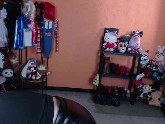 MissMia webcam
