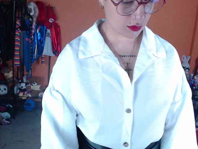 MissMia webcam